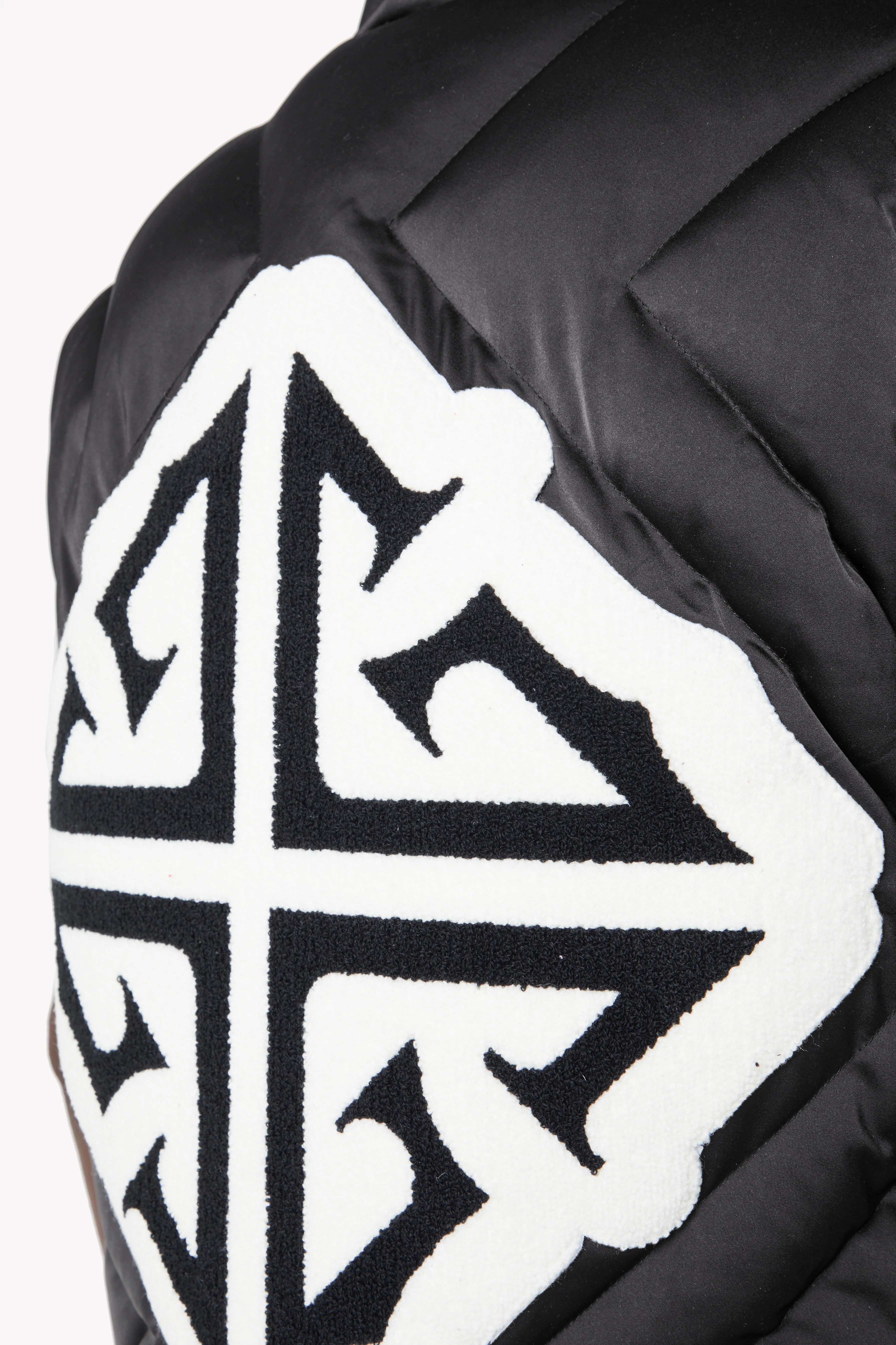 Obsidian Black Puffer Vest - Image 6